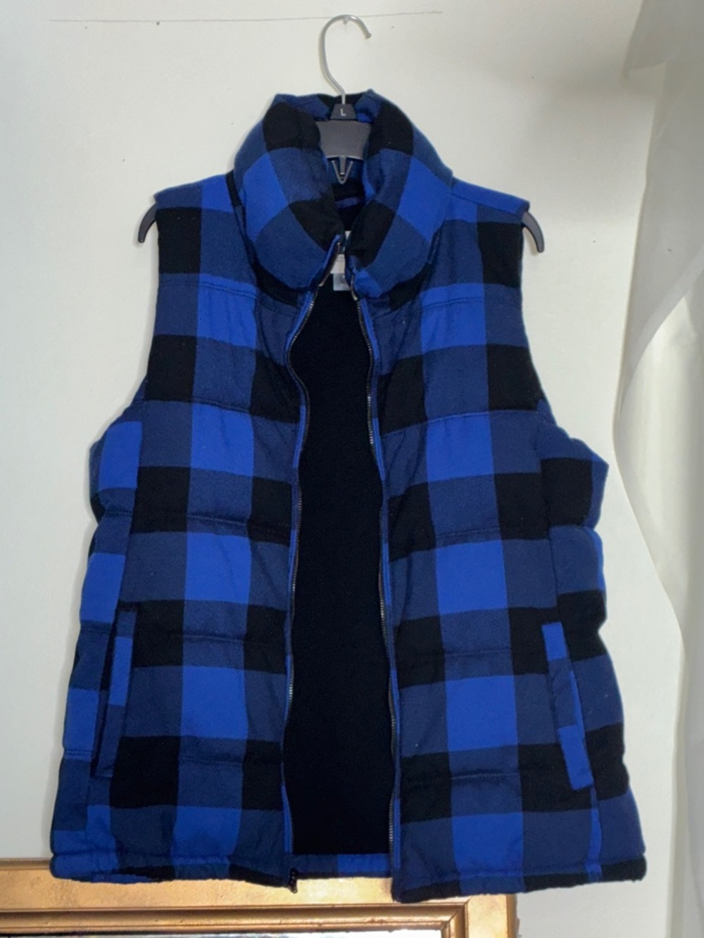 Old Navy Boys Blue Buffalo Plaid Puffer Vest M